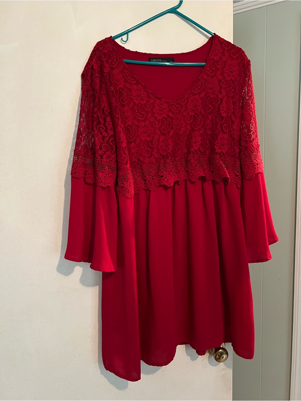 V-Neck Lace Long Sleeve Dress in Red